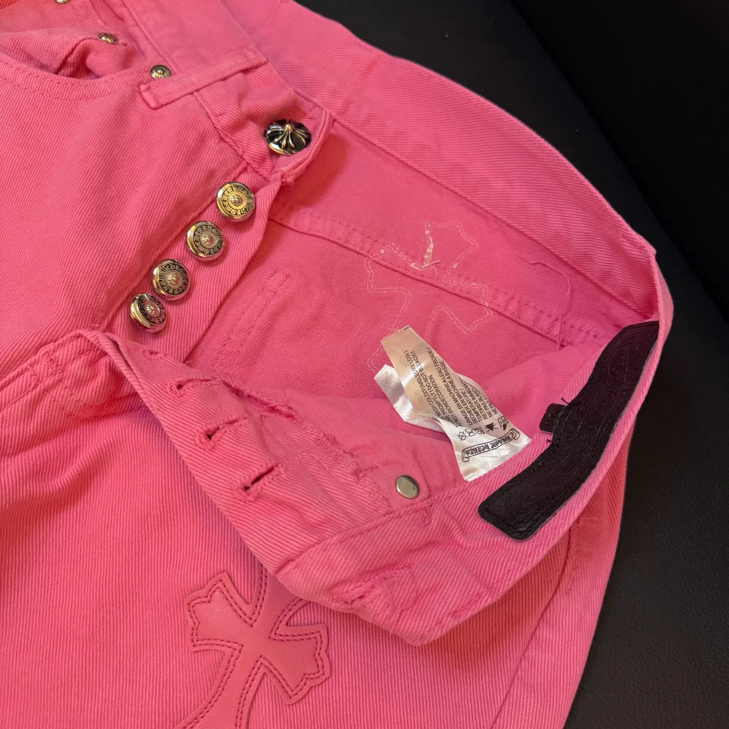 P300 Style number: D343 Chrome Hearts CH gram limited pink leather jeans Color: rose pink Size: S M L
